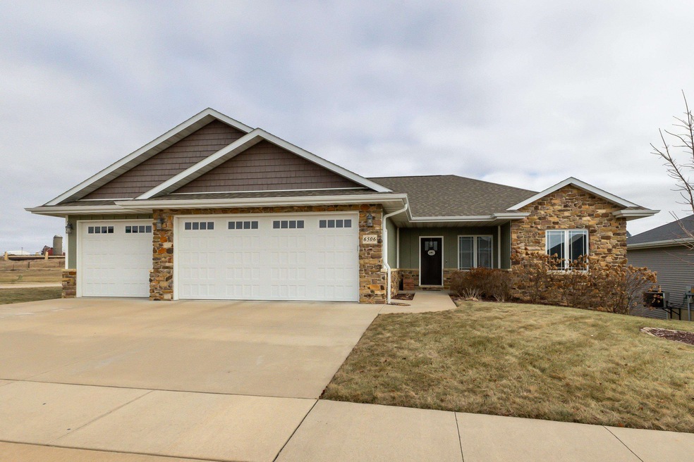 Sold $455,000