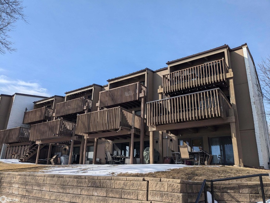 2700 North Shore Drive