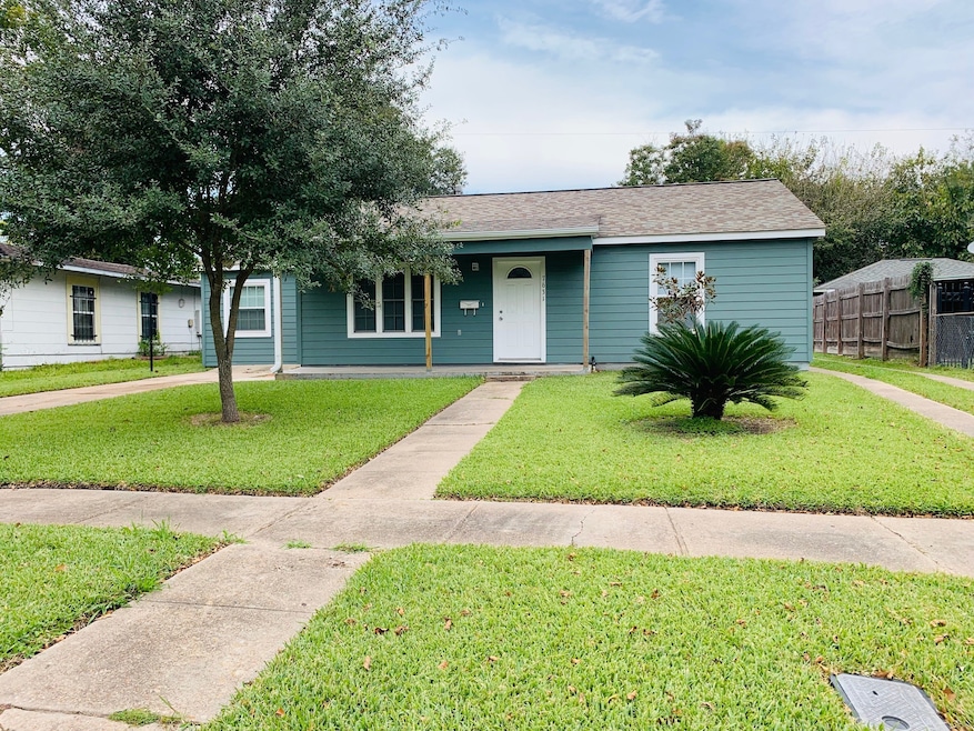 7631 El Rancho St, Houston, TX 77087 - photo 1