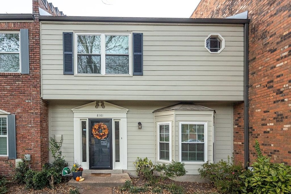 8161 Hunters Grove Ln, Germantown, TN 38138 - photo 1