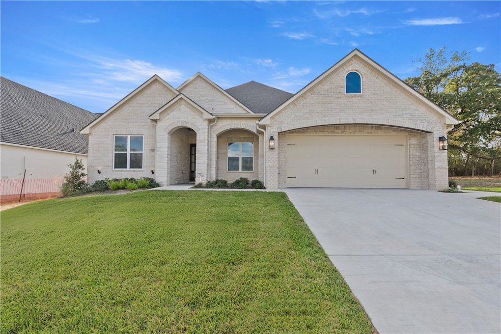 2836 Persimmon Ridge Ct, Bryan, TX 77807 - photo 1