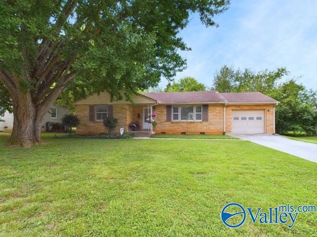6605 Chadwell Rd SW, Huntsville, AL 35802 - photo 1