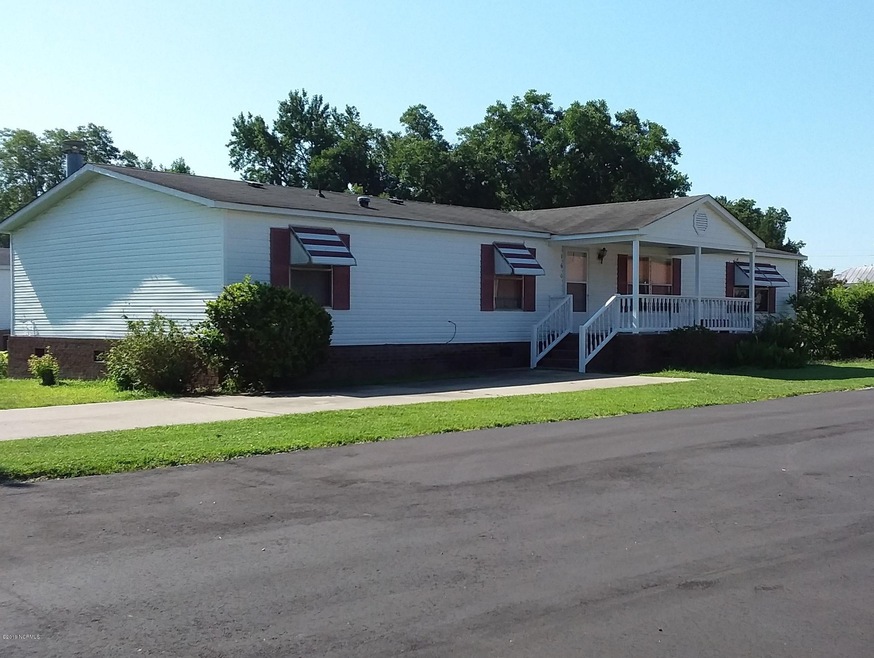 160 Hammond St, Winterville, NC 28590 - photo 1