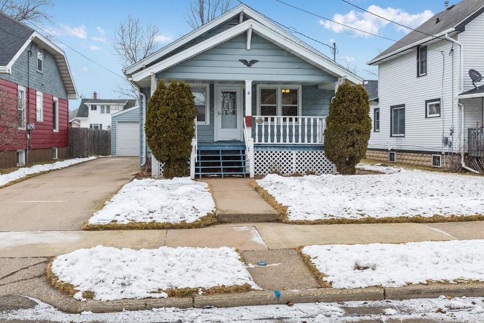 1906 28th St, Two Rivers, WI 54241 - photo 1