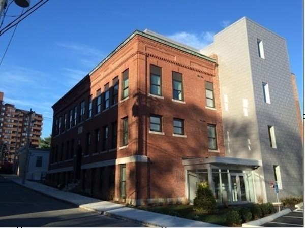 10 Merrymount Rd unit 405, Quincy, MA 02169 - photo 1