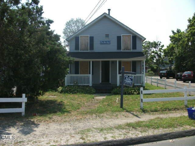 711 Fairfield Beach Rd, Fairfield, CT 06824 - photo 1
