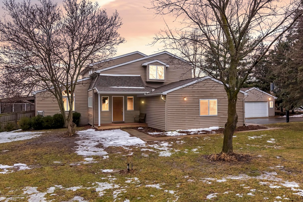 2589-Hagadorn-Rd-Mason-windowstill-1