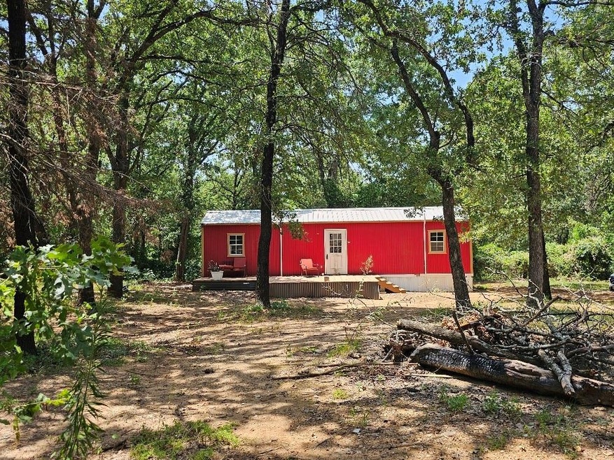 1700 Melissa Ln, Cleburne, TX 76031 - photo 1