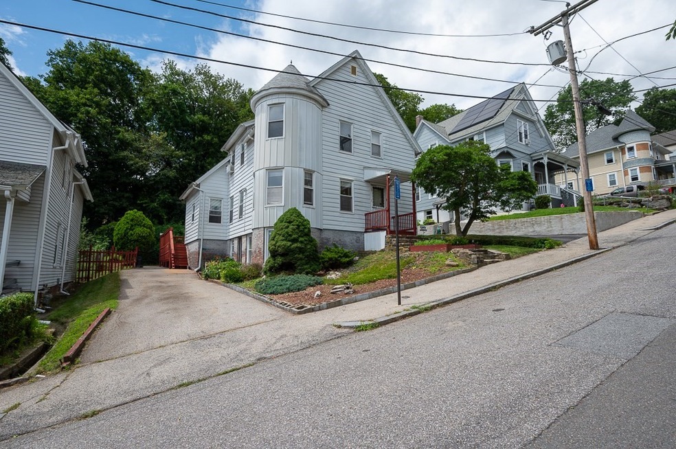 3 Arbor Vitae St, Worcester, MA 01603 - photo 1