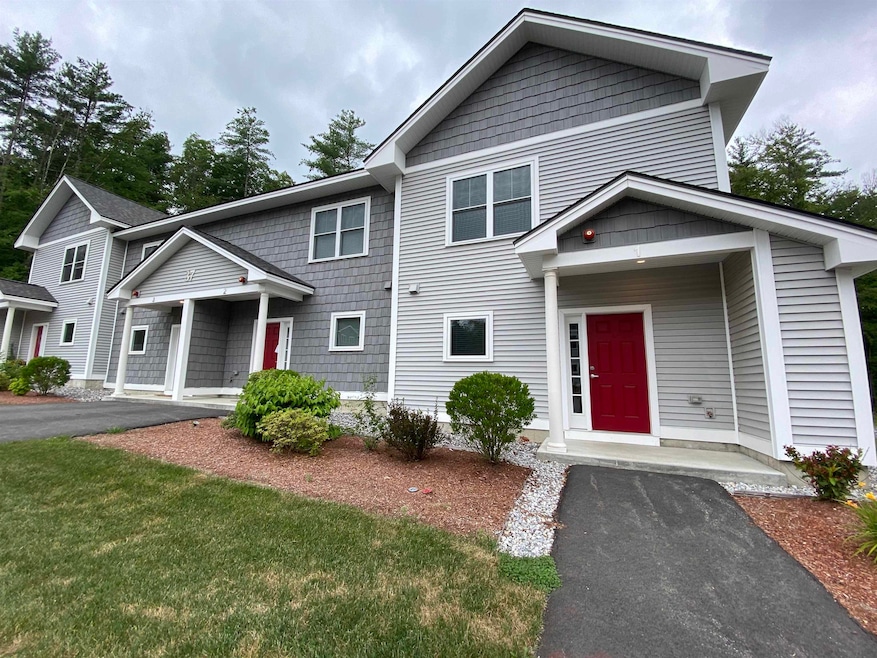 37 E Ridge Dr unit 3, Milford, NH 03055 - photo 1