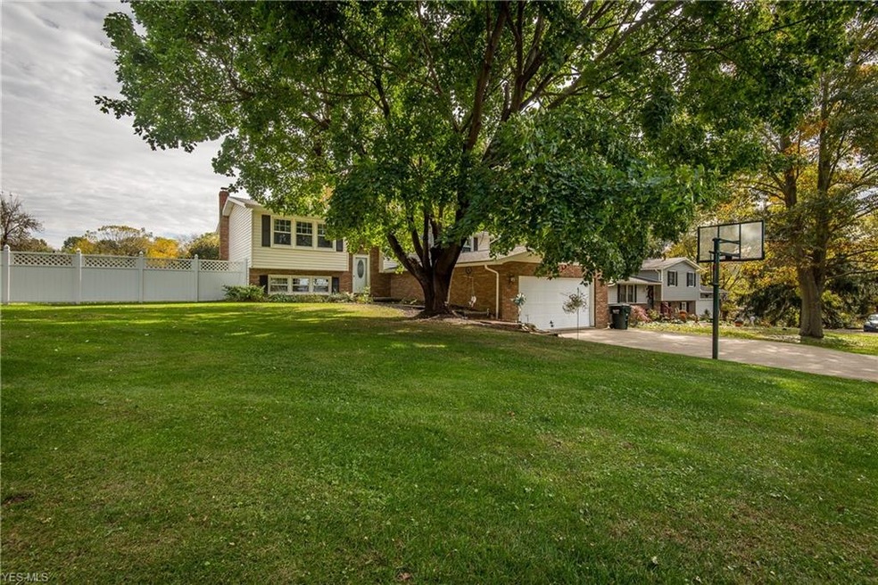 Welcome to 11533 Fraze Rd!