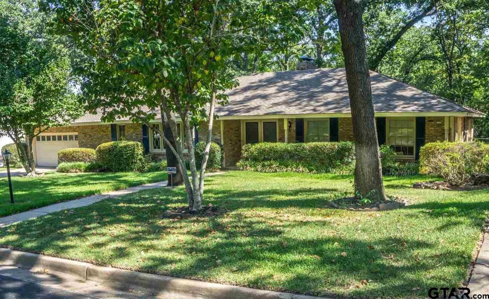 1716 1716 Yosemite Dr, Tyler, TX 75703 - photo 1