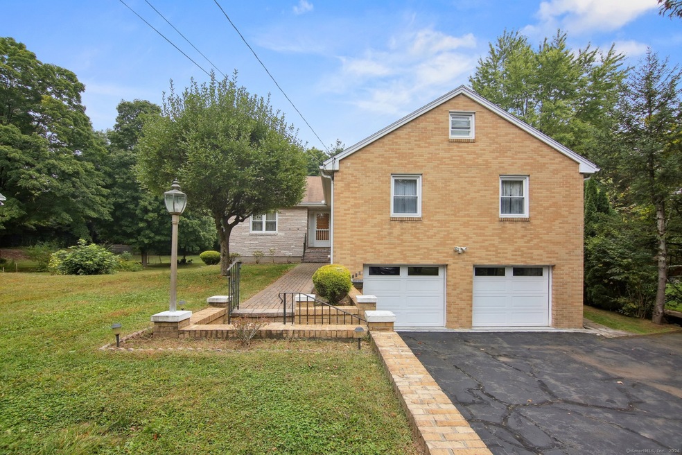 220 Mountain Rd, West Hartford, CT 06107 - photo 1