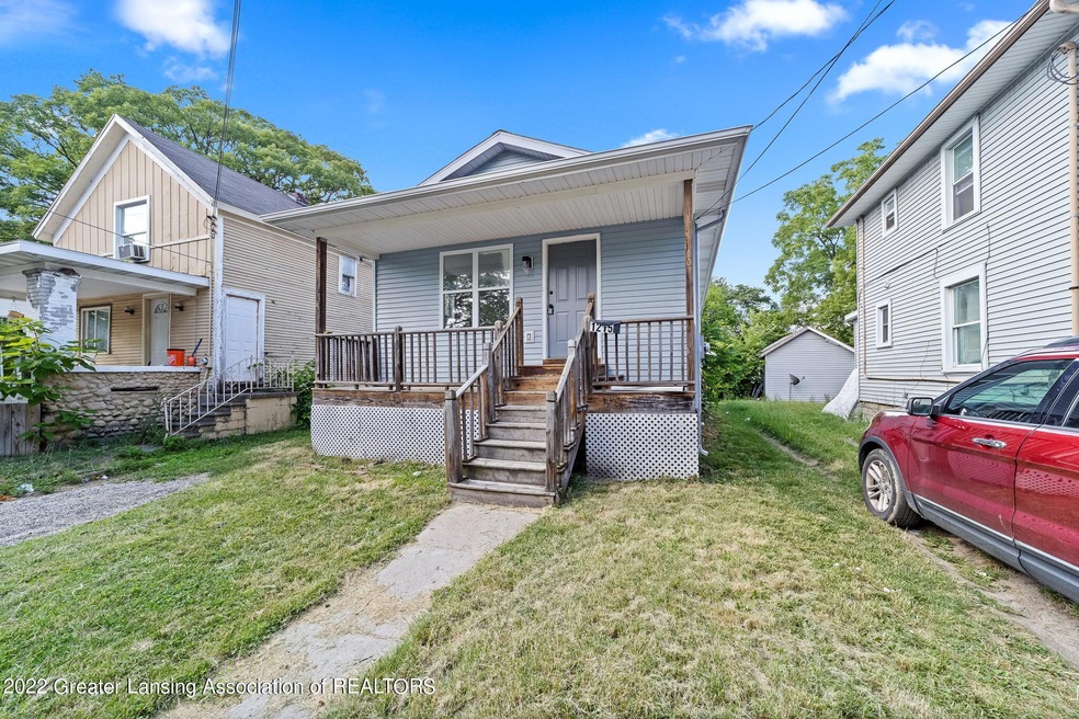 Home-Exposure-3625-Pleasant-Grove-10