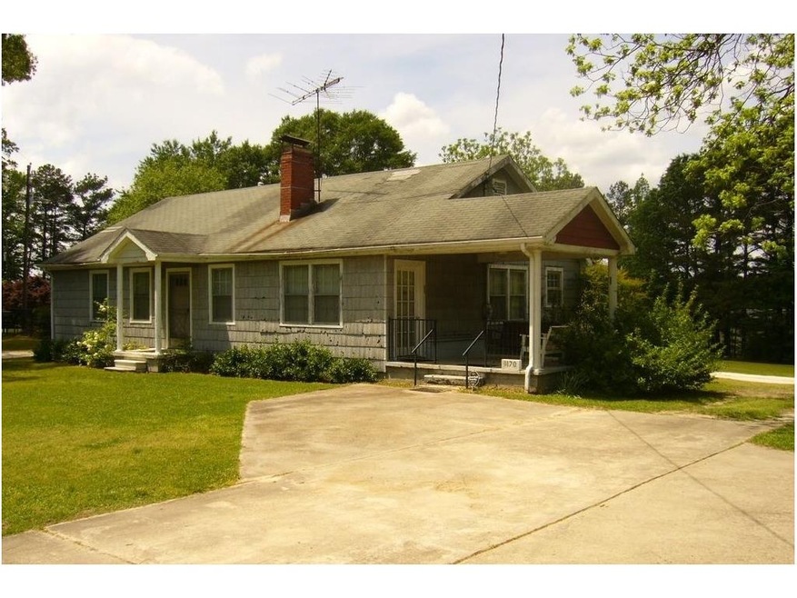 1170 Maries Lake Rd, Douglasville, GA 30134 - photo 1