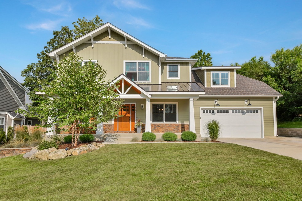 694 Hart Rd, Batavia, IL 60510 - photo 1