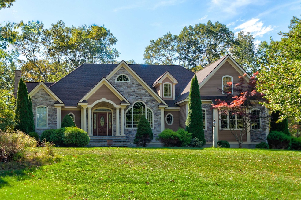 7 Buckhide Rd, Windham, NH 03087 - photo 1