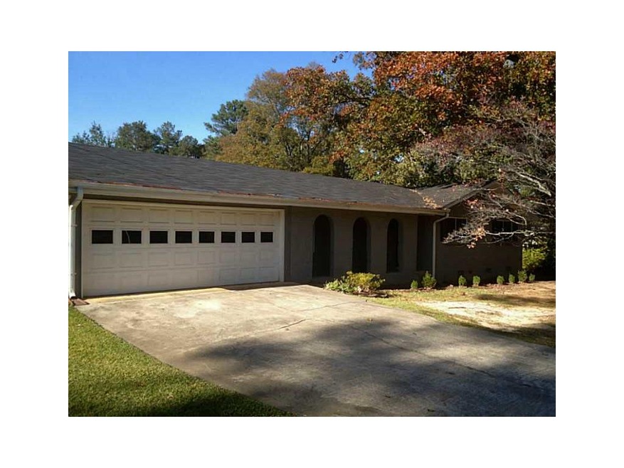 5707 Lorraine Dr unit A, Stone Mountain, GA 30087 - photo 1