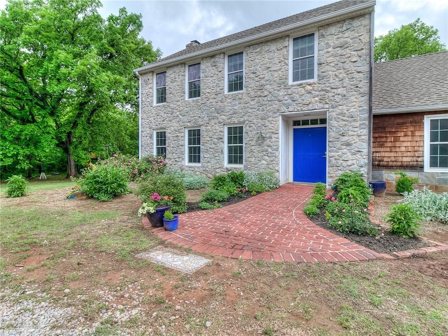 5301 N Santa fe Ave, Edmond, OK 73025 - photo 1