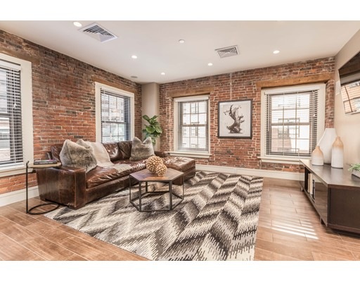 99-105 Broad St unit 7A, Boston, MA 02110 - photo 1