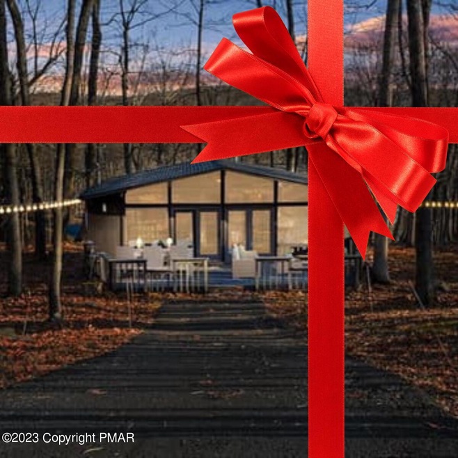 1139 Cardinal Ct, Bushkill, PA 18324 - photo 1