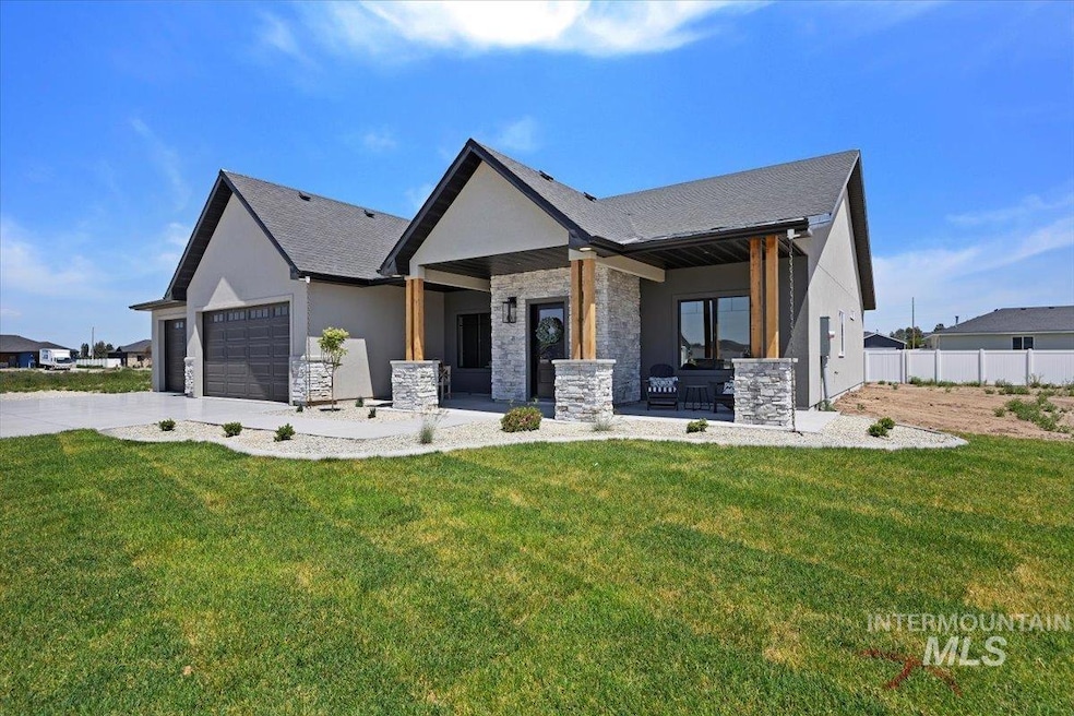Pending $455,000