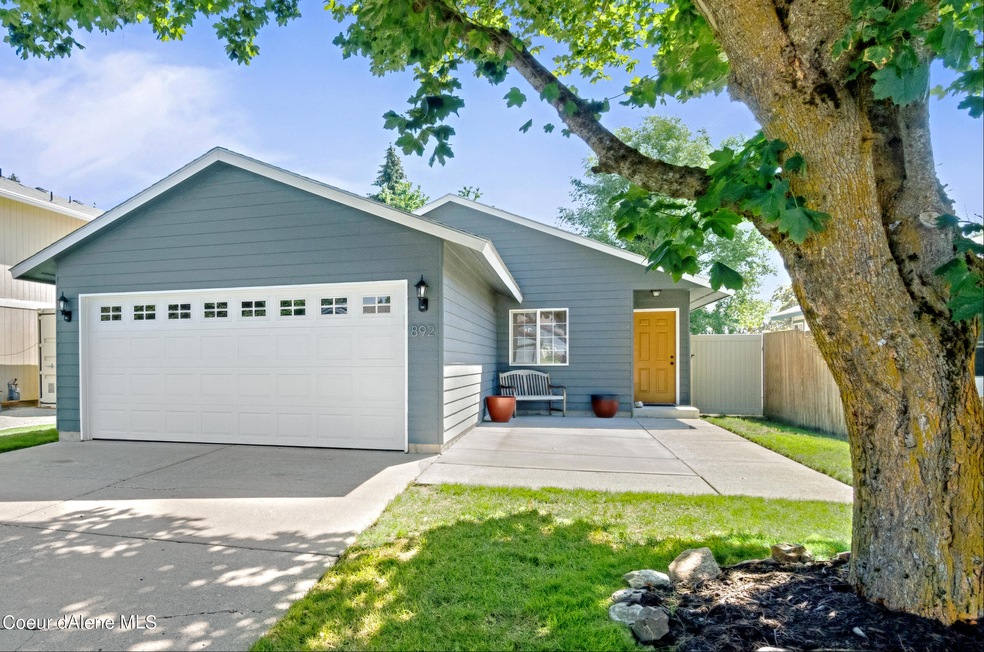 892 W Kyler Ave, Hayden, ID 83835 - photo 1