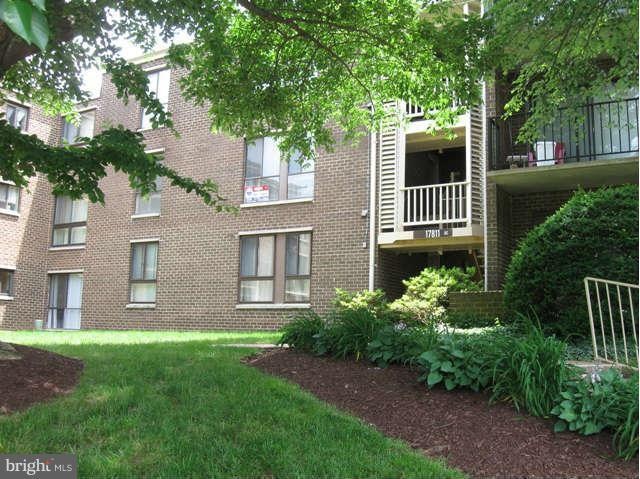 17811 Buehler Rd unit 80, Olney, MD 20832 - photo 1
