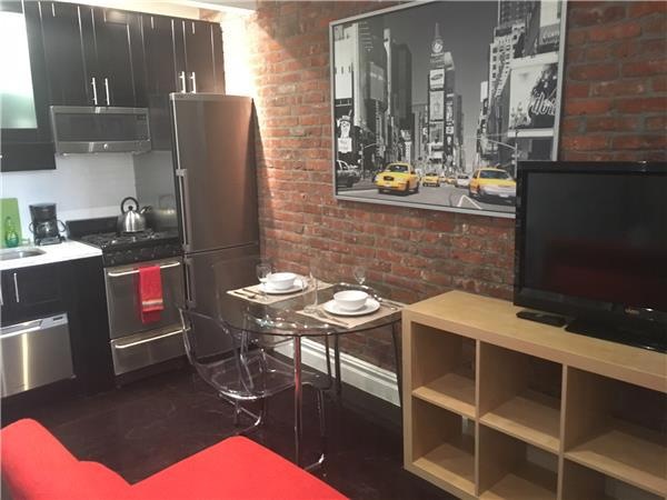 unlisted-address, New York, NY 10018 - photo 1