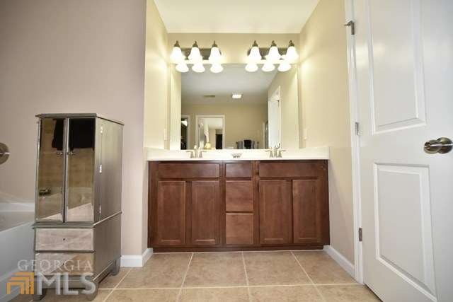 Double vanity