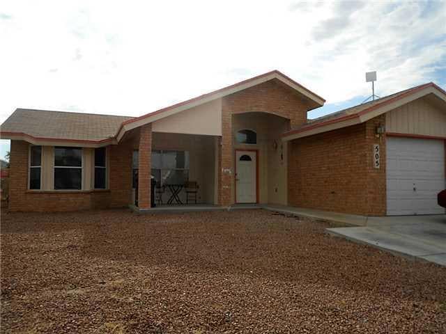 505 Lauren St, Horizon City, TX 79928 - photo 1