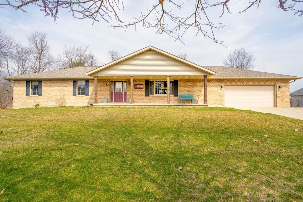 10118 Arapaho Dr, Demotte, IN 46310 For Sale