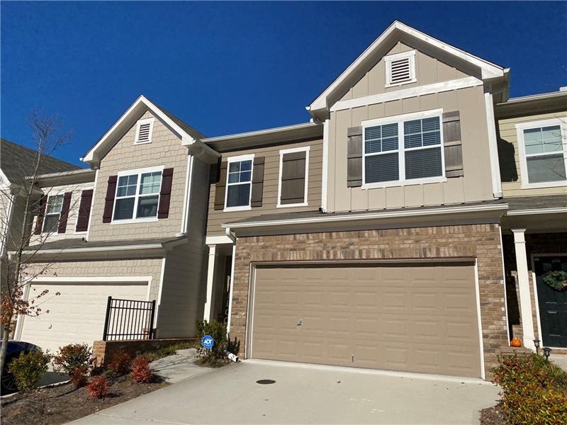 Stunning 3 Bed, 2.5 Townhome.  Built In 2017!  Lik