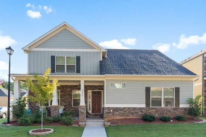Lake Acworth Village Community