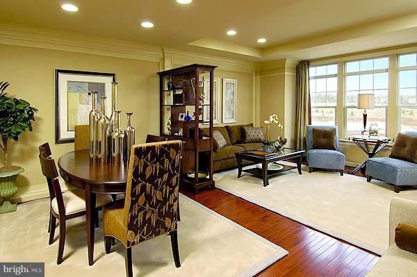 42294 Shoover Square, Chantilly, VA 20152 - photo 1