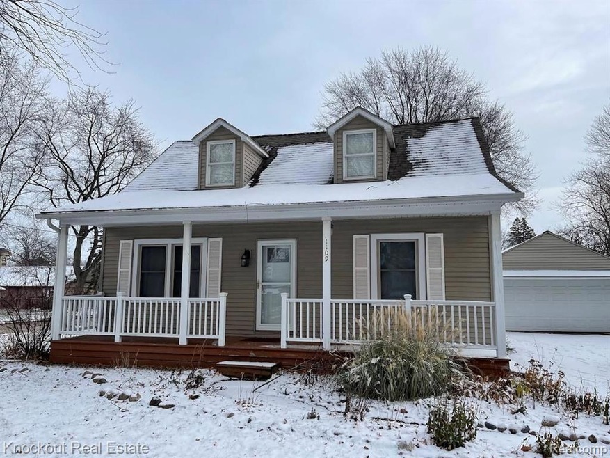 Exterior Photo.jpg