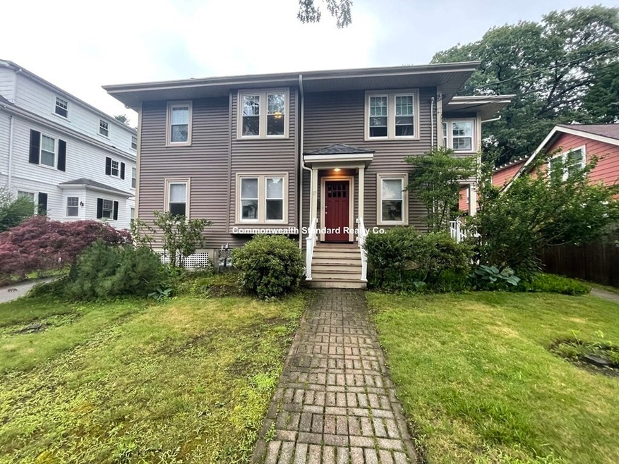 17 Hillside Rd unit 1, Newton, MA 02461 - photo 1