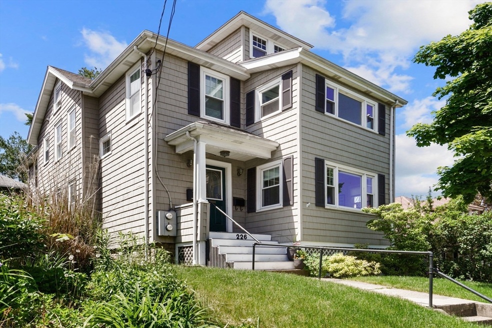 226 Trapelo Rd unit 1, Belmont, MA 02478 - photo 1