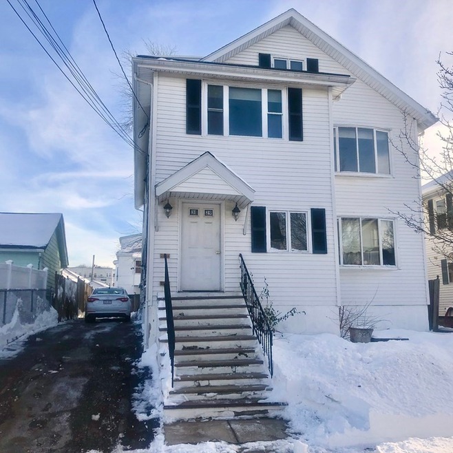 31 Windsor St unit 2, Everett, MA 02149 - photo 1