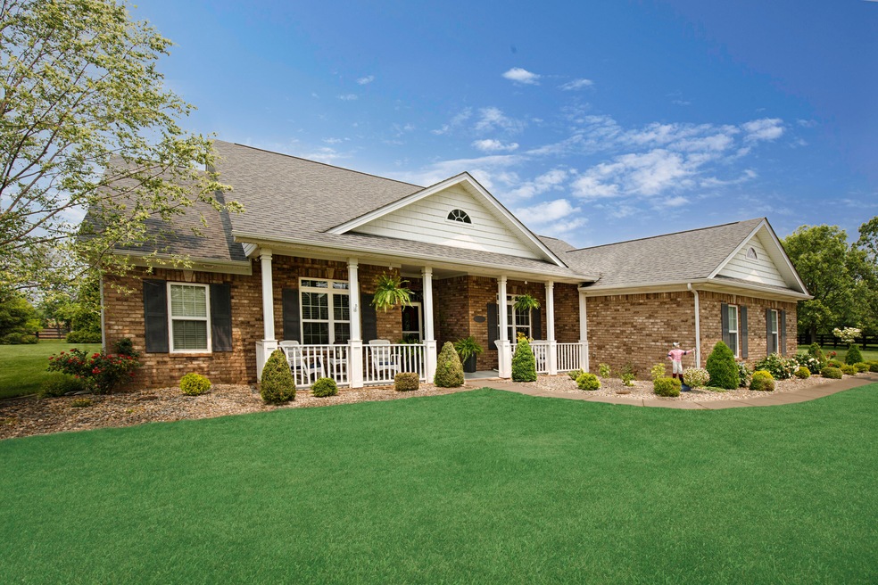 2005 Oak Hill Ct 1