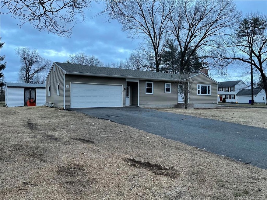 4 Hughes Ln, Windsor Locks, CT 06096 - photo 1