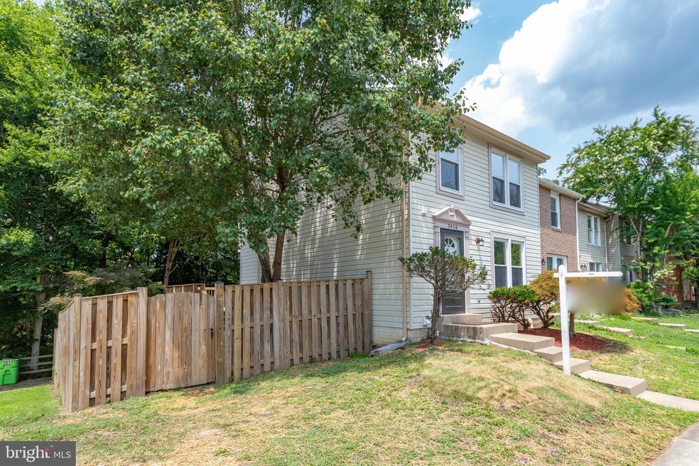 3616 Wharf Ln, Triangle, VA 22172 - photo 1