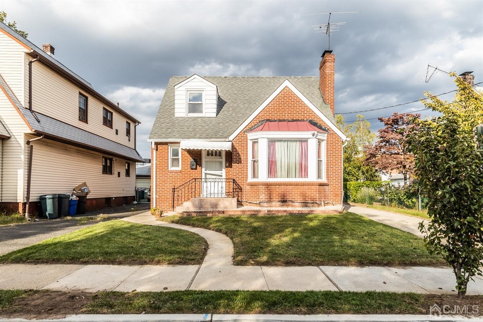 8 Liberty St, Carteret, NJ 07008 - photo 1