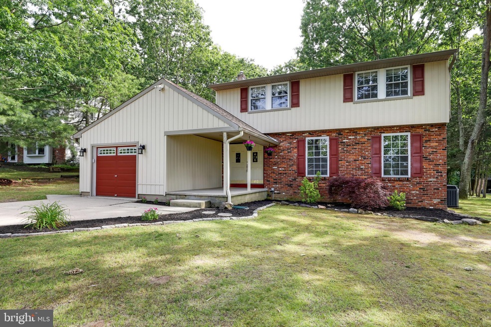 124 Hickory Rd, Marlton, NJ 08053 - photo 1