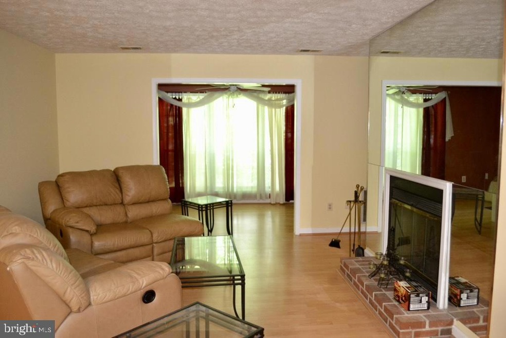 12183 Cardamom Dr unit 12183, Woodbridge, VA 22192 - photo 1