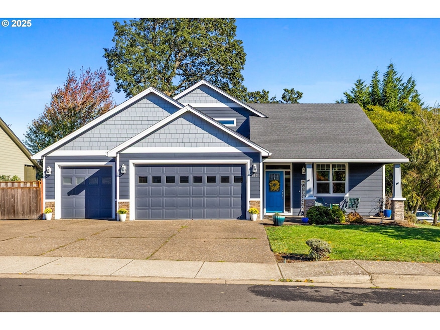 610 NW Hillcrest Dr, Dallas, OR 97338 - photo 1