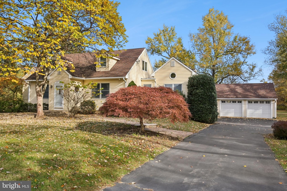 Under Contract $725,000