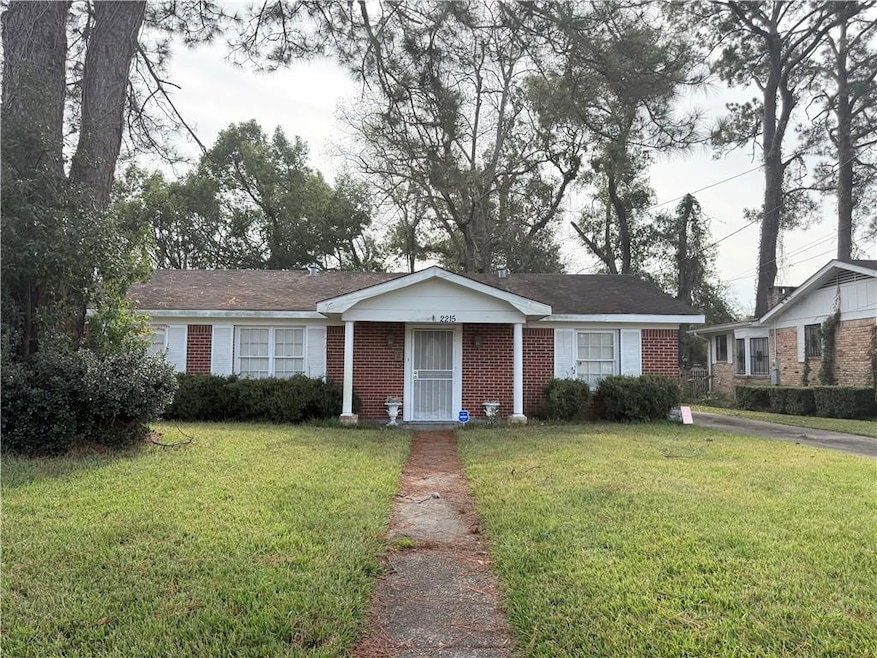 2215 Division St, Mobile, AL 36617 - photo 1