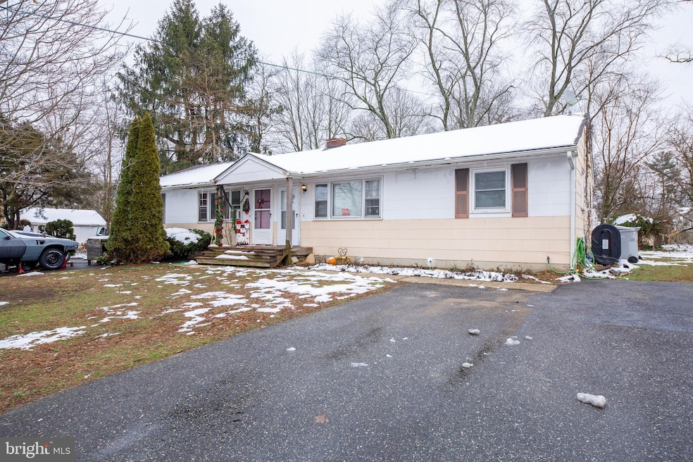 1577 S East Ave, Vineland, NJ 08360 - photo 1