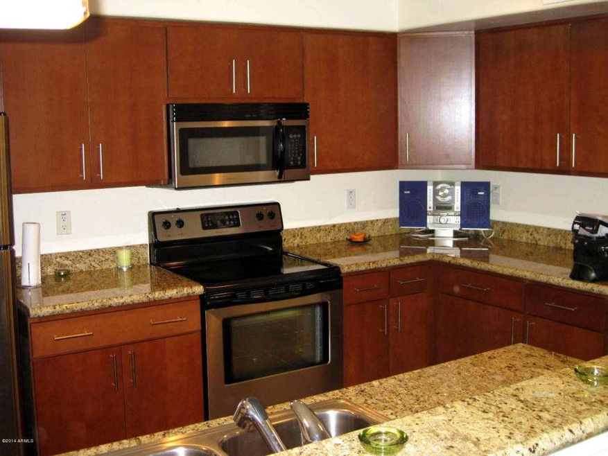 Great Modern Kitchen!